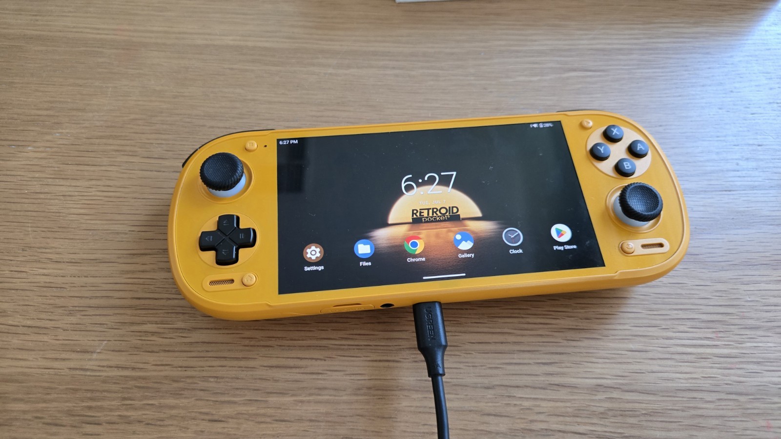 Retroid Pocket 6 12GB/256GB Orange with Accessories