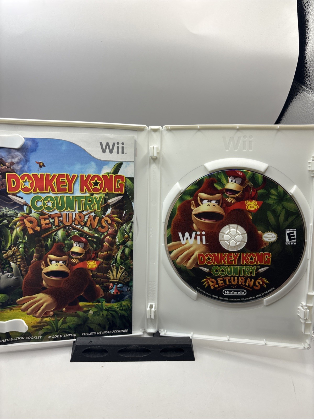 Donkey Kong Country Returns CIB W/ Manual – Wii