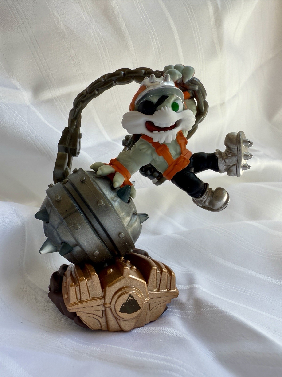 Skylanders Superchargers Smash Hit Character Figure Earth