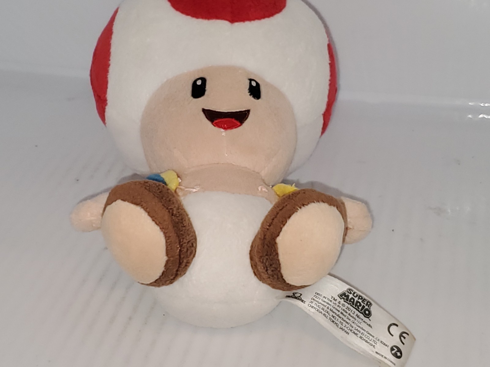 NIntendo Super Mario Toad Mushroom 7″ Plush Doll 2013.