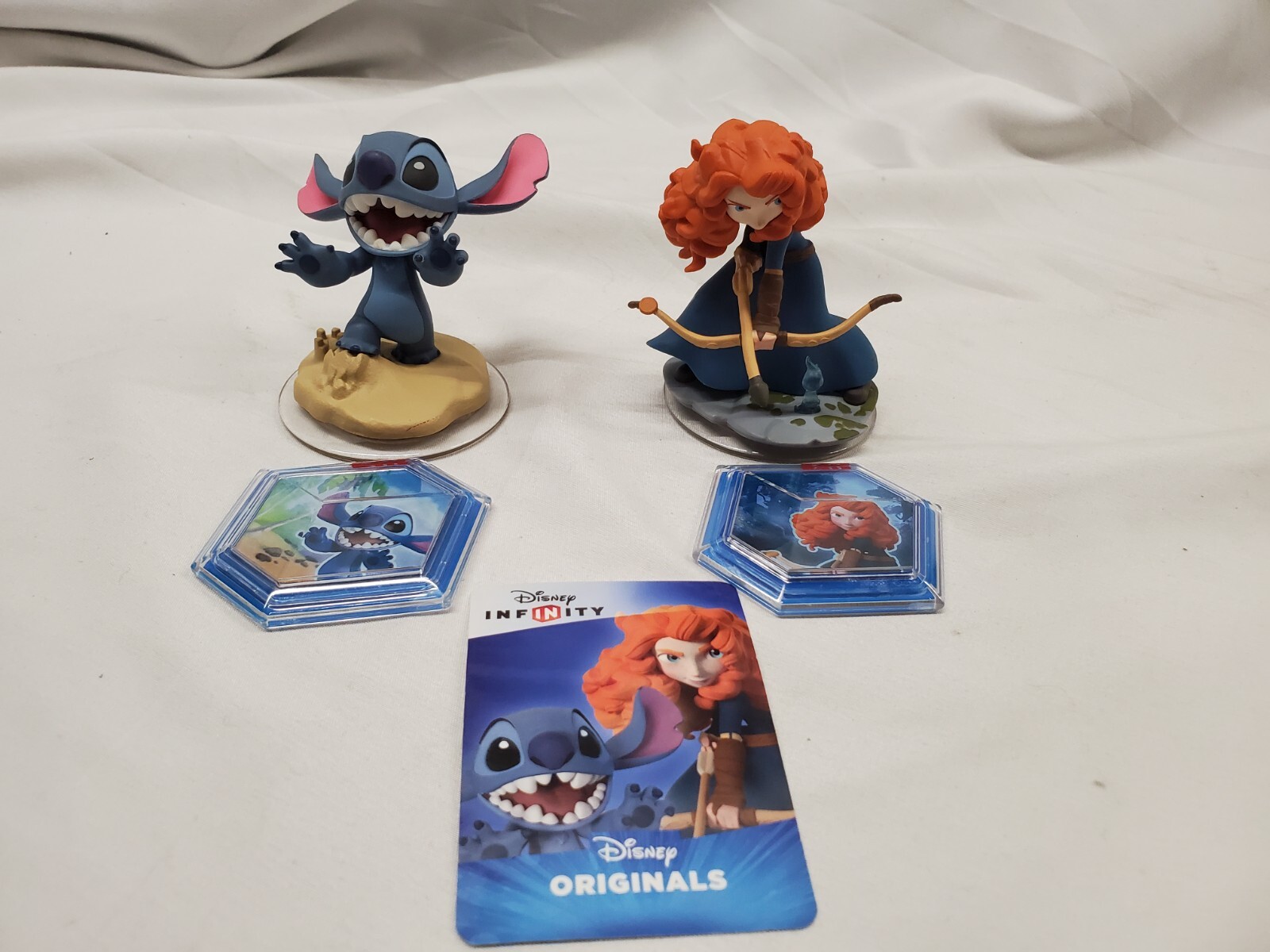 Disney Infinity Brave Merida & Stitch Character Figures w/ Power Discs