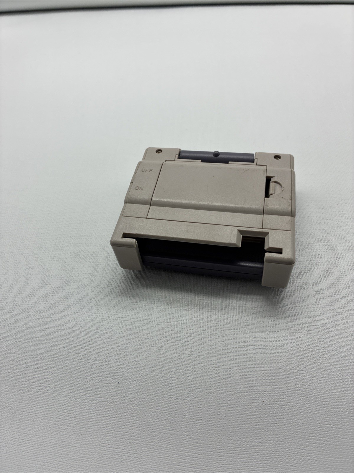 Mad Catz Nintendo Gameboy Screen Light And Magnifier Attachment 1 light out