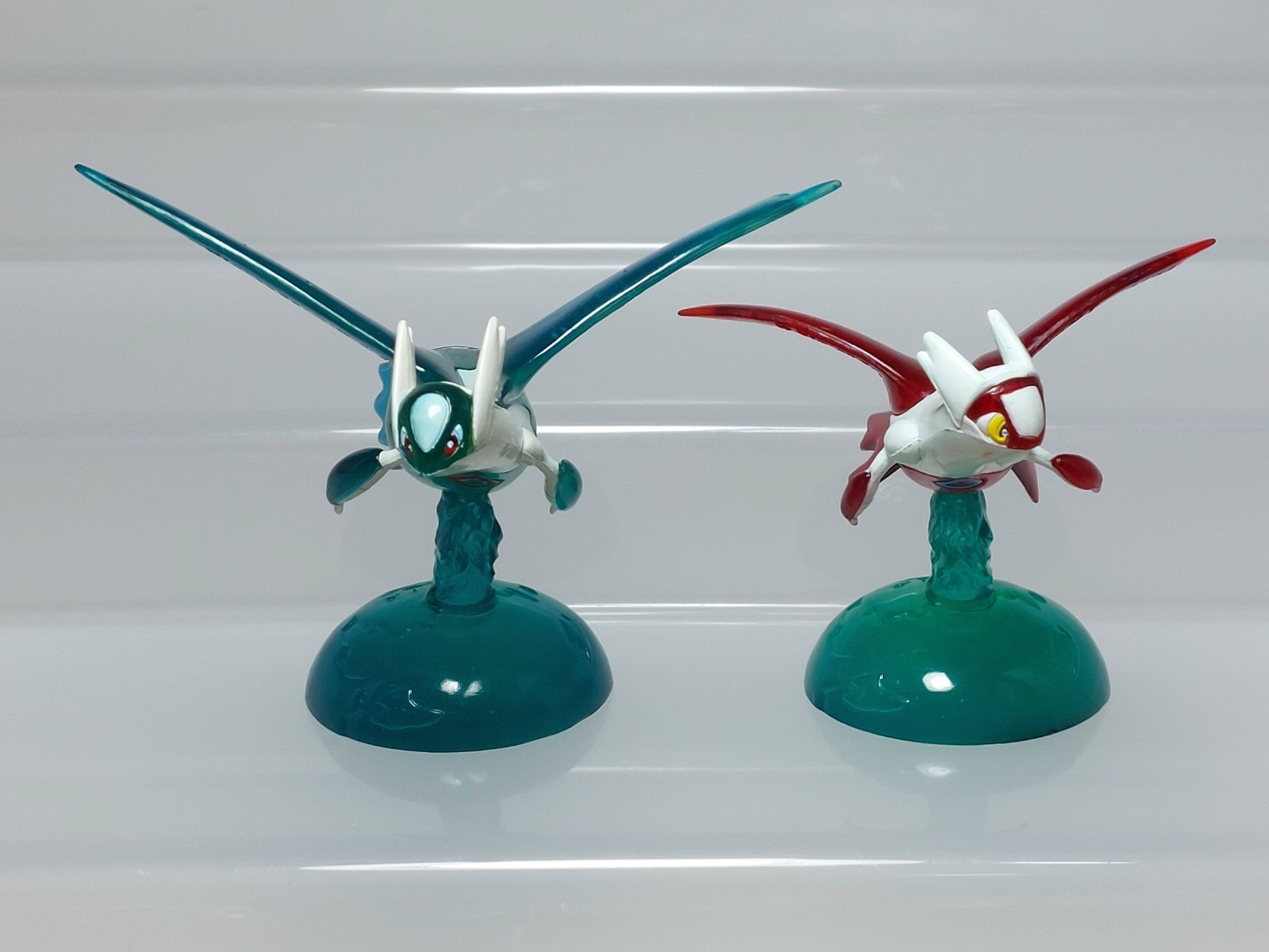 Latios Latias (Clear ver) Pokemon Movie Monster Collection Figure Tomy 2.4-2.9in
