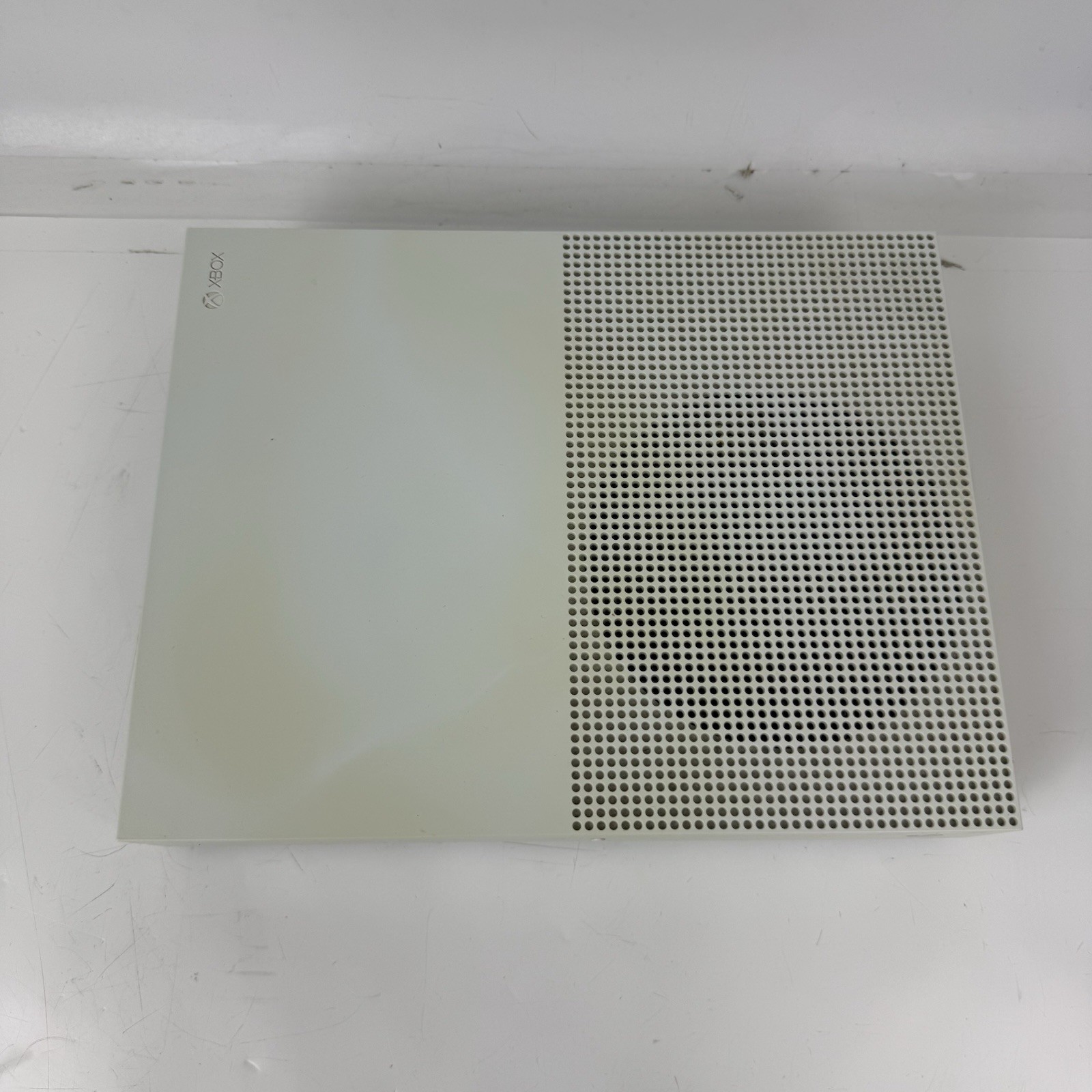 Microsoft Xbox One S White Console Blu-Ray Compatible No Cords