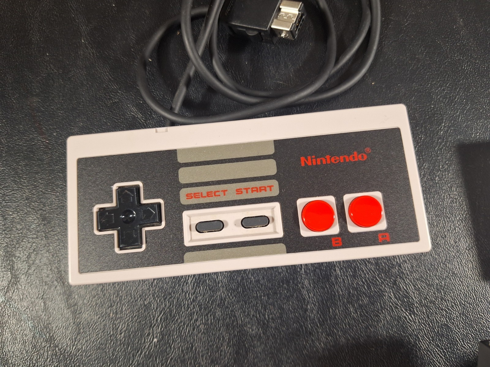 Nintendo NES Classic Edition CLV-001 Console w/2 Controllers & Extenders