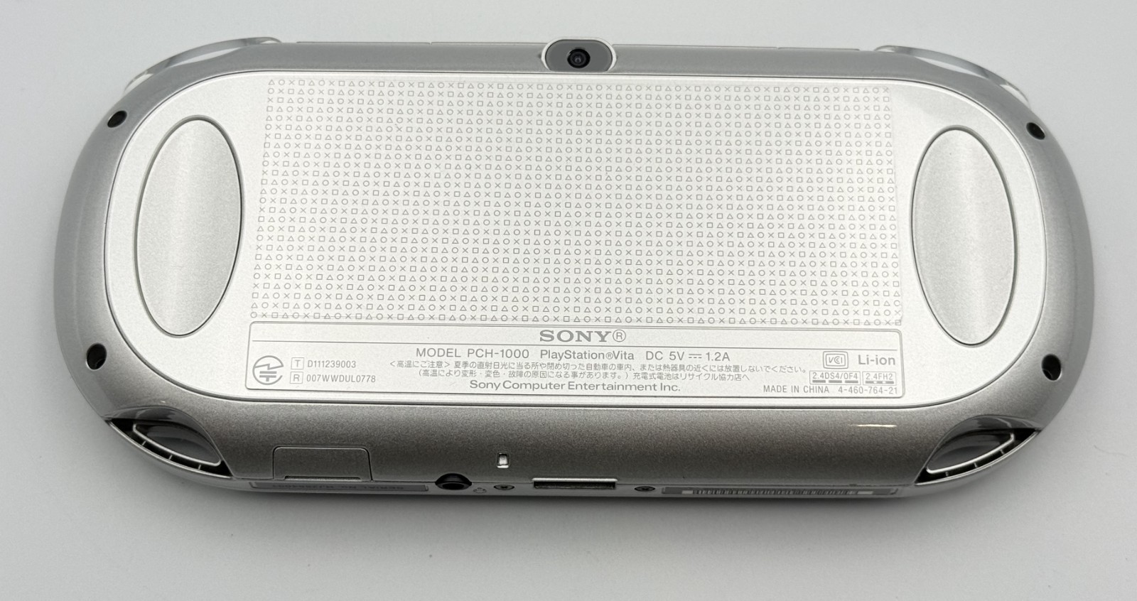 Sony PS Vita PCH-1000 PCH 1000 Console Silver w/16GB memory Very Rare – Mint