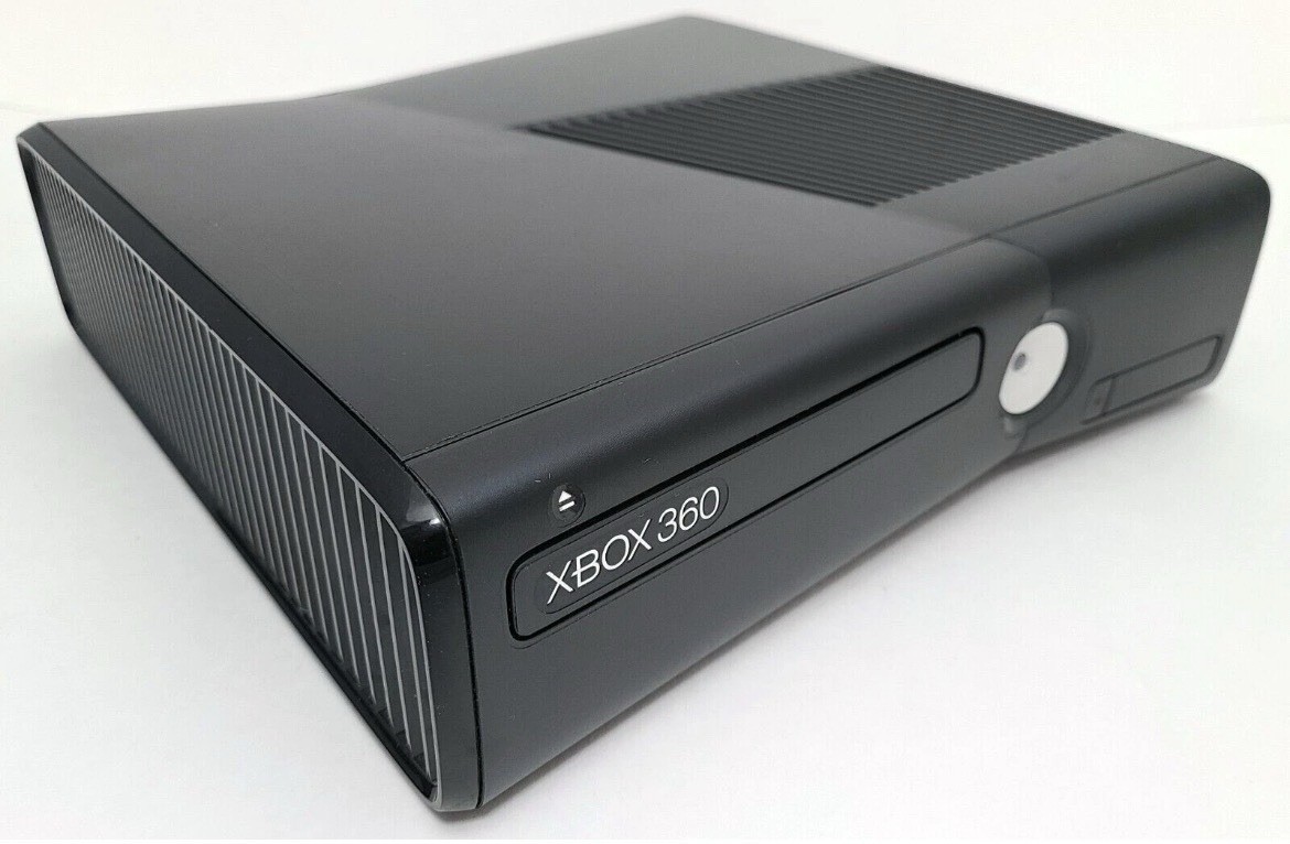 Microsoft Xbox 360 E 4GB Black Console Bundle, Wired Controller, Power Supply