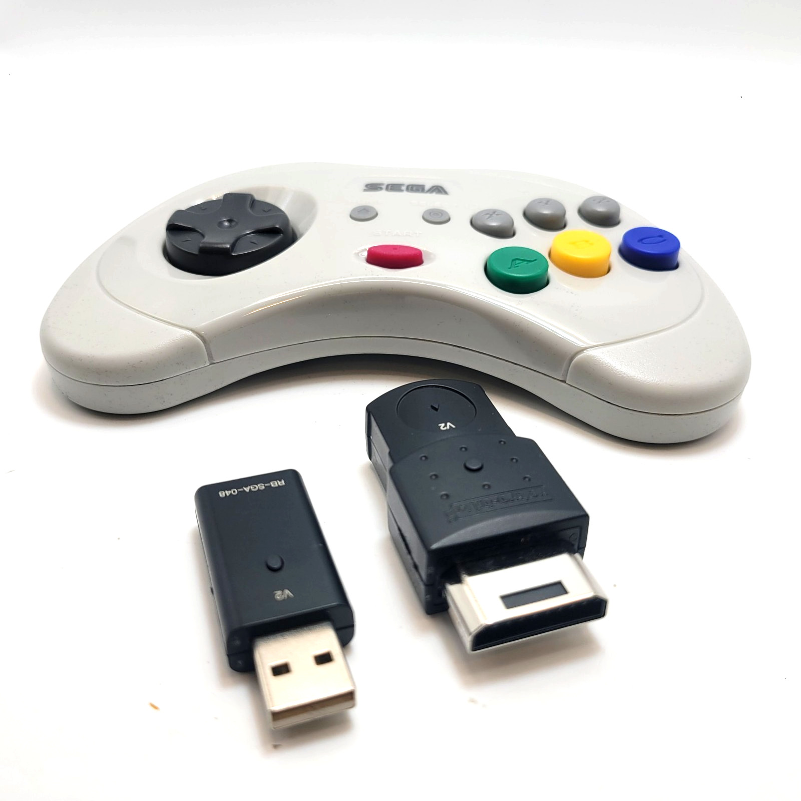 Retro-Bit 2.4GHz V2 Wireless Controller 8-Button Sega Saturn, Genesis Mini White