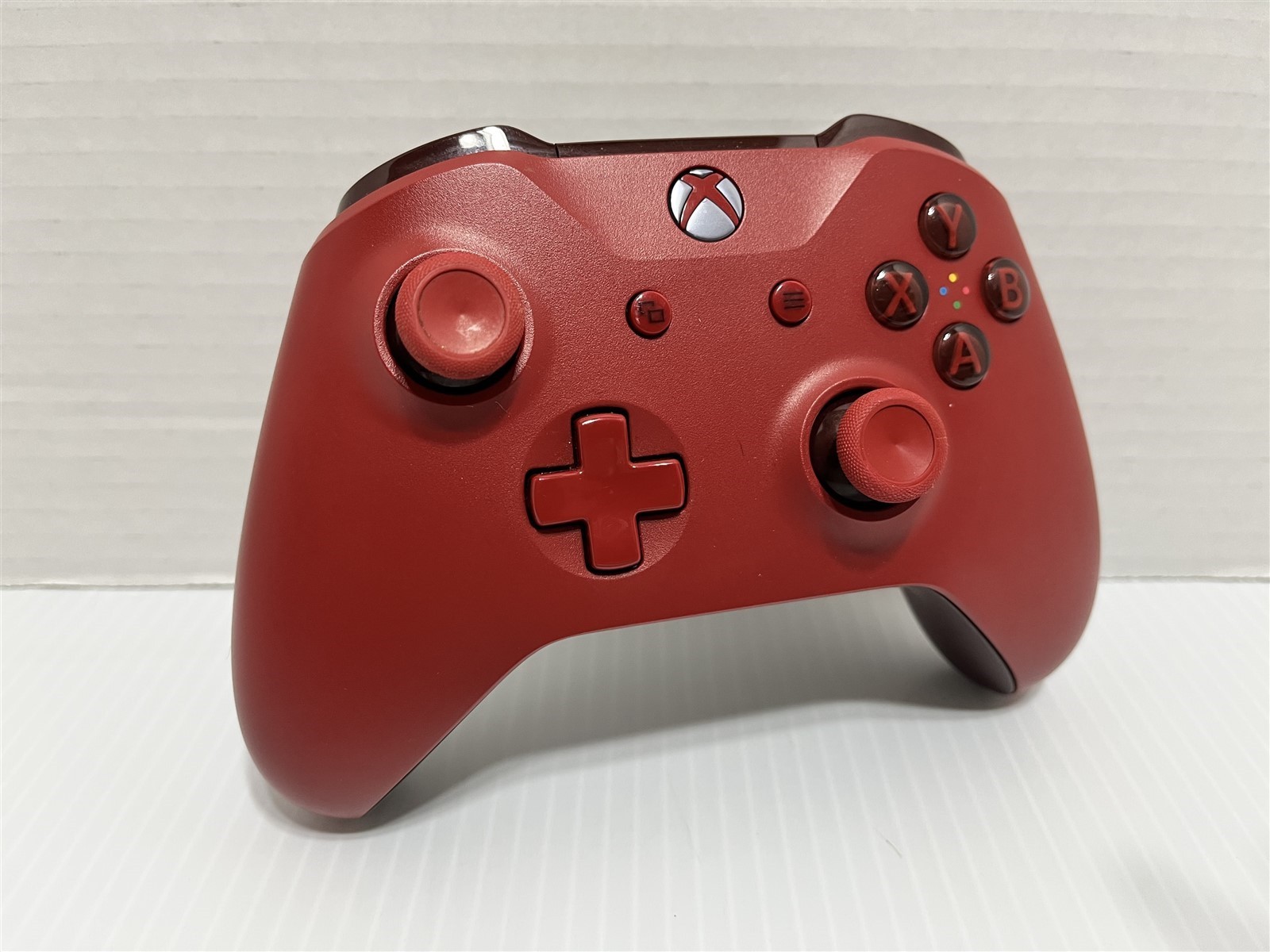 Genuine Microsoft Xbox ONE Wireless Controller Red – with headphone jack Tested