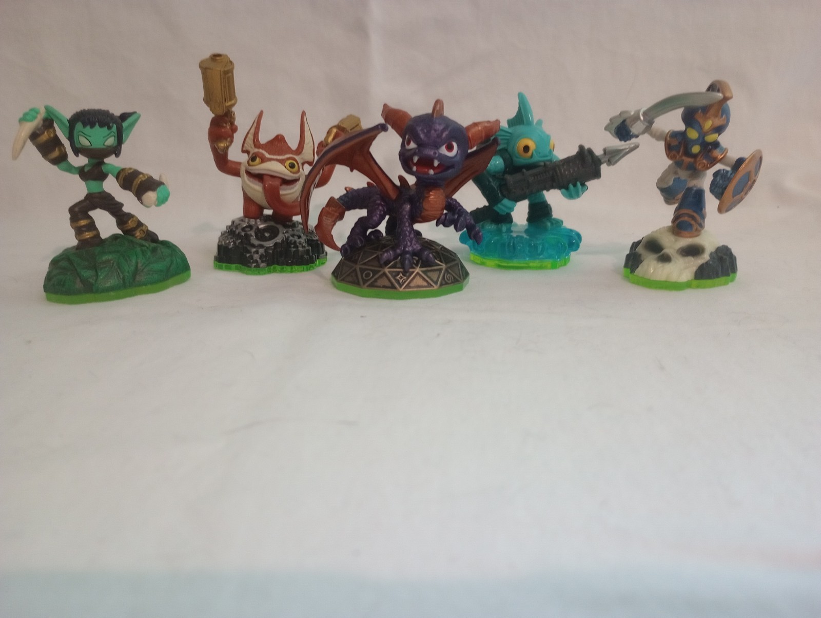 Skylanders Adventure – Lot of 5 Figures Spyro Stealth Elf Trigger Gill Chop Chop
