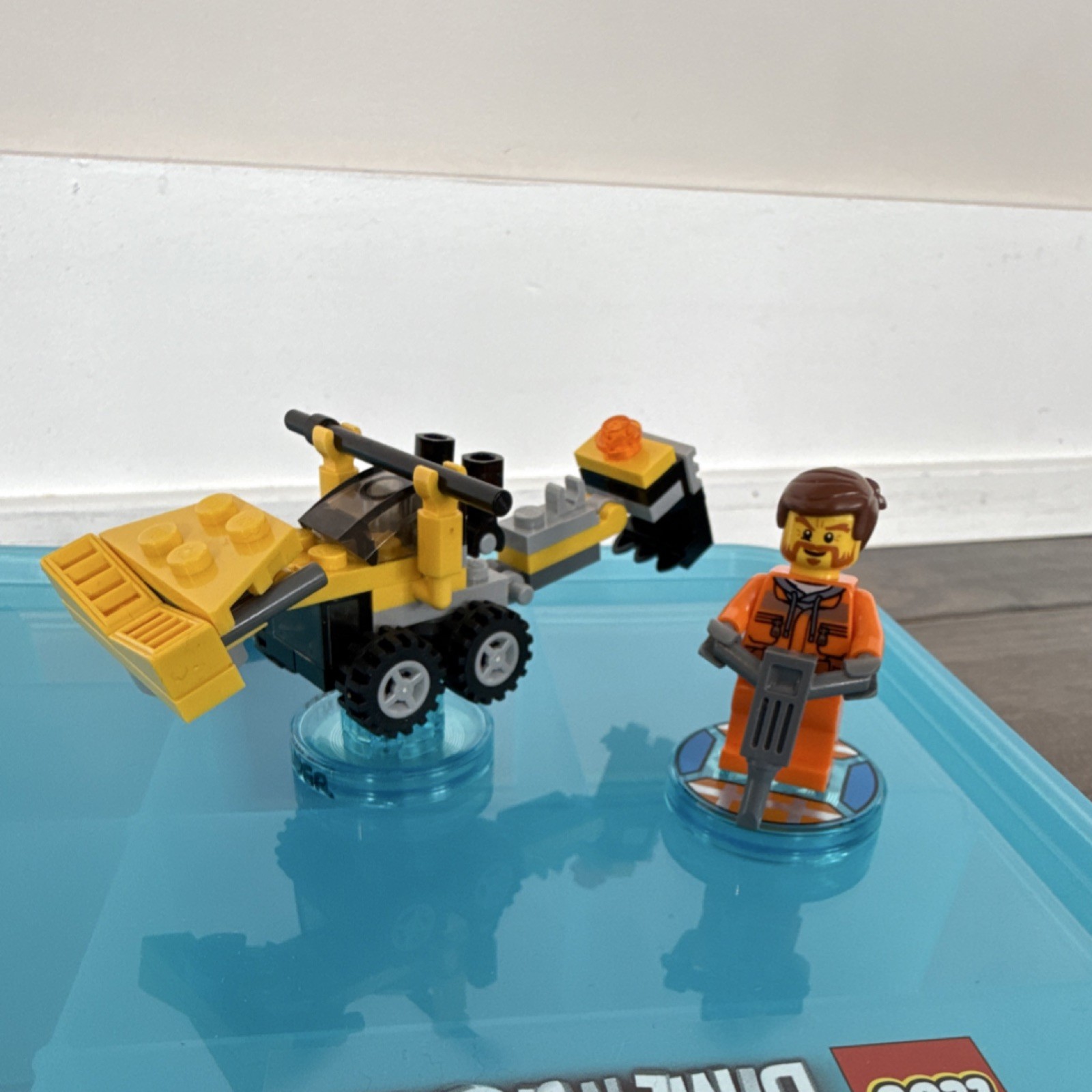 LEGO Dimensions Emmet Bad Cop Character Figure Pack Interchangeable Parts
