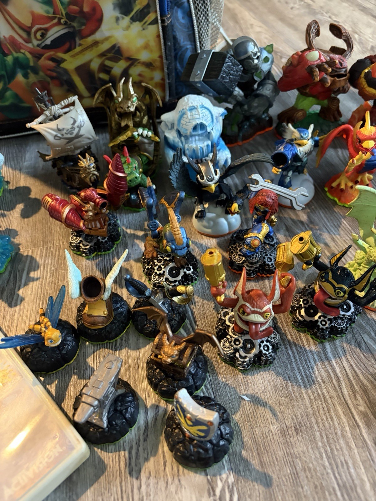 Activision Skylanders Giants Wii Character Figure Pack Lot with Spyro & More
