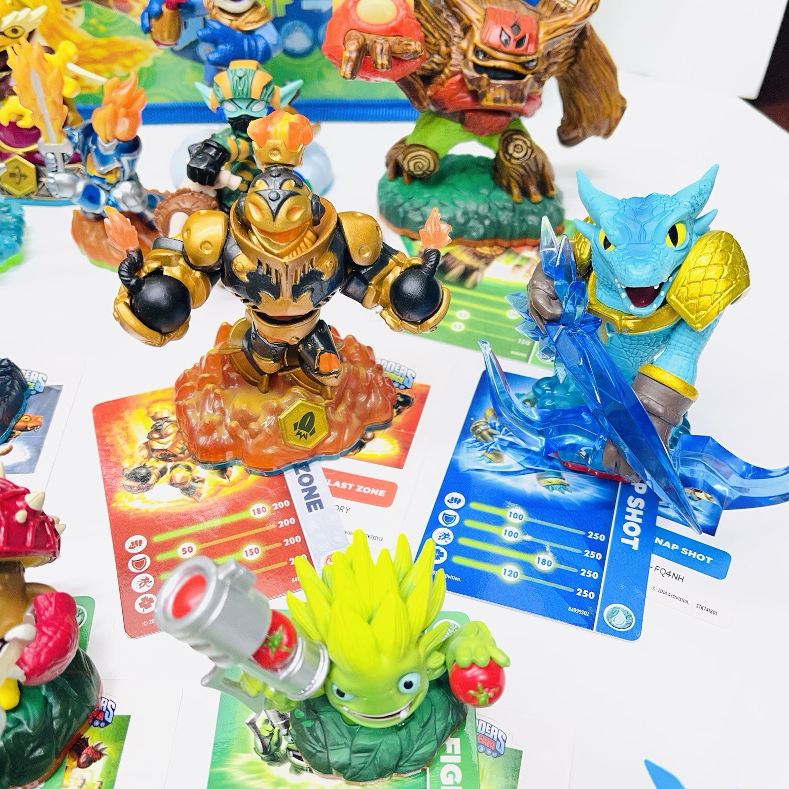 Skylanders Spyro Giants Swap Force LOT OF 40 Figures w/ Cards + Stickers + Case