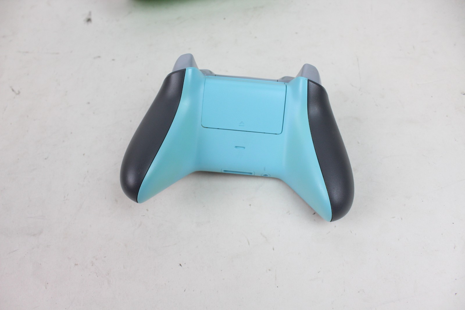Microsoft Xbox One Wireless Controller Model 1708 Gray Light Blue Wireless
