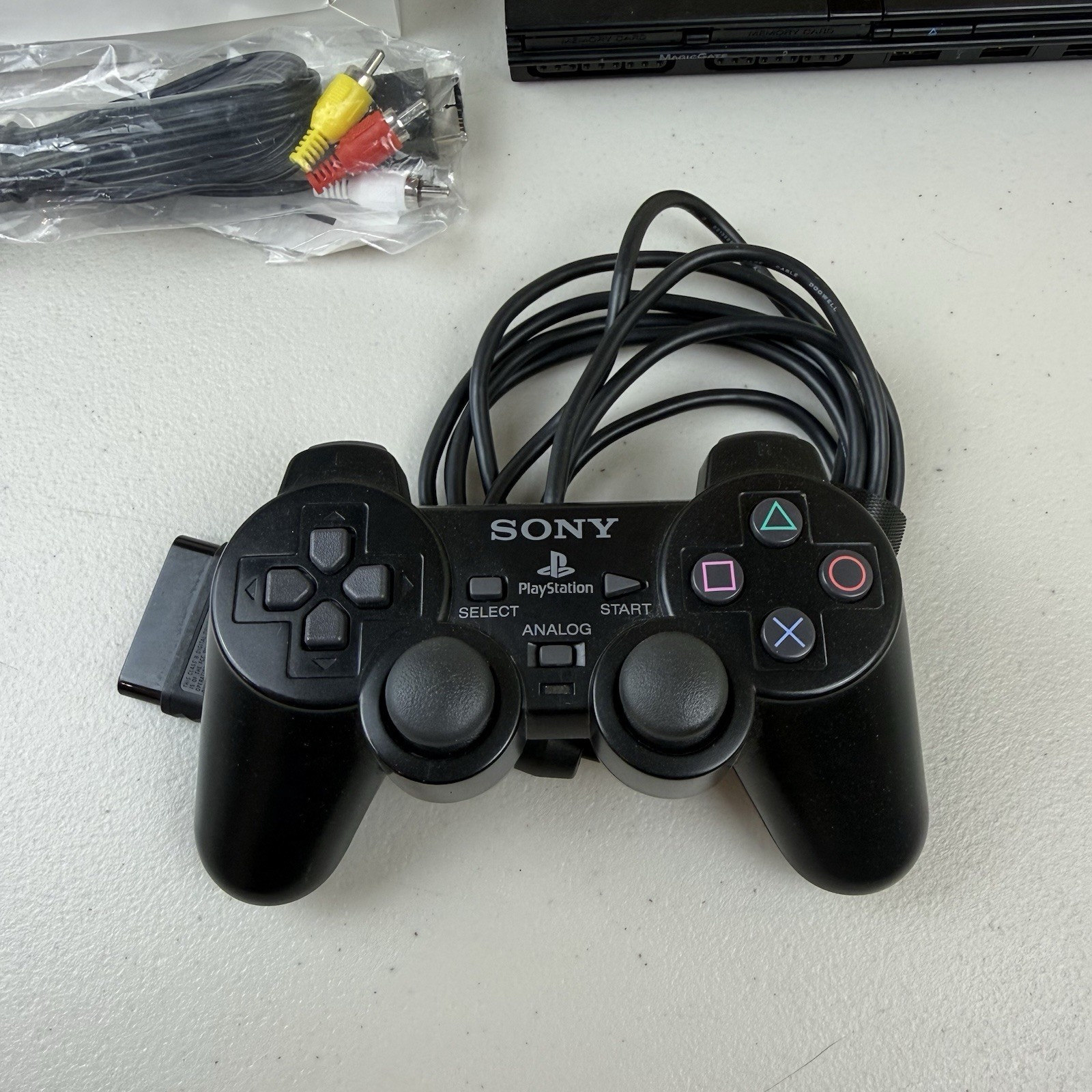 PlayStation 2 PS2 Slim SCPH-75001 Console Controller Power AV Cables Bundle
