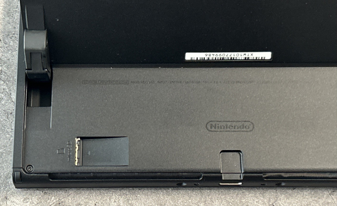 Nintendo Switch OLED Model HEG-001 – 64GB Handheld console | Tablet only