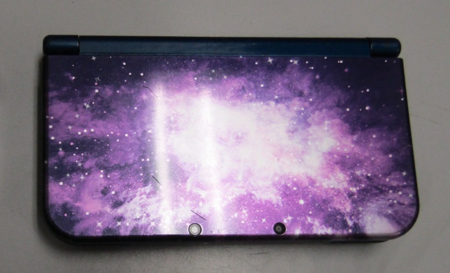 Nintendo 3DS XL Galaxy Purple Handheld Console RED-001 + charger ~ Tested Works