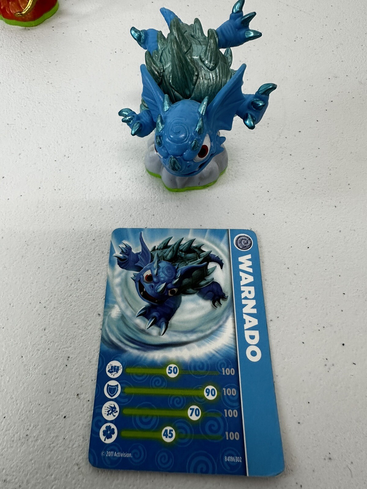 Skylanders Spyro’s Adventure and one unsure Figures – Set Of 5 Green Base