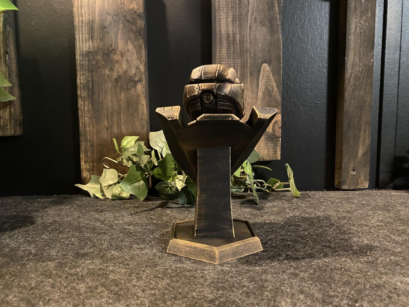 Halo Master Chief And Cortana Statue 6in