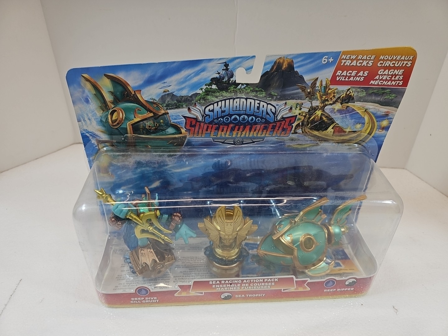 Skylanders SuperChargers Sea Racing Action Pack Gill Grunt Reef Ripper Trophy