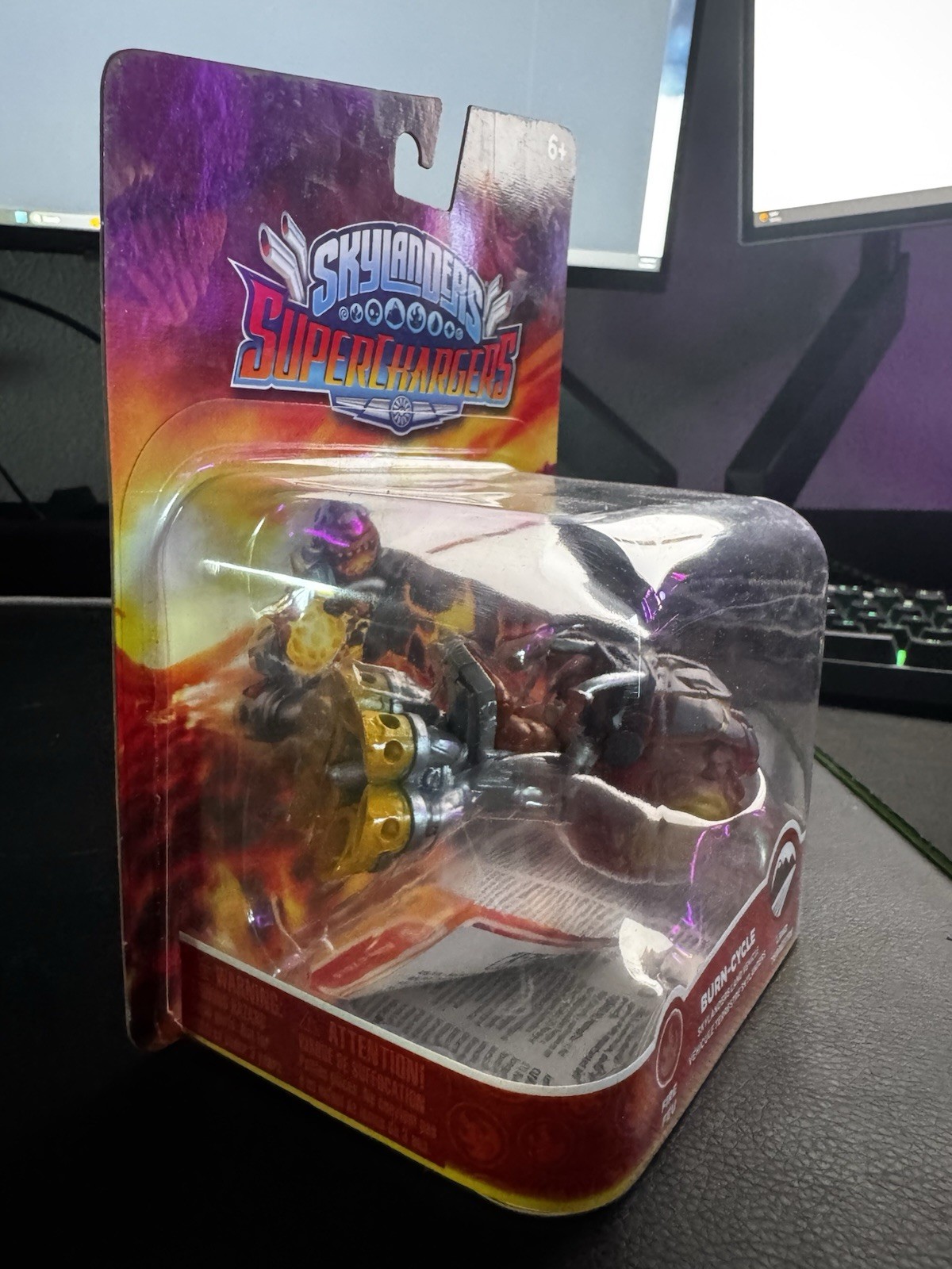Activision Skylanders Superchargers Burn-Cycle Vehicle Figure