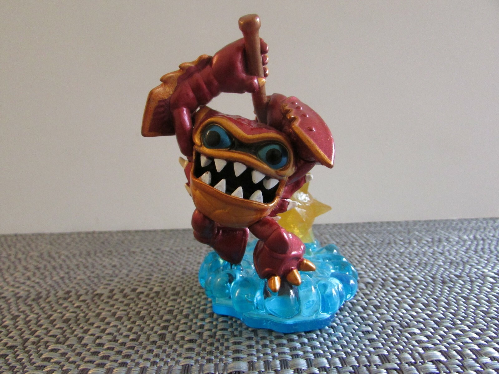 SKYLANDERS 2012 ACTIVISION FIGURE SWAP FORCE LIGHTCORE AIR WHAMSHELL