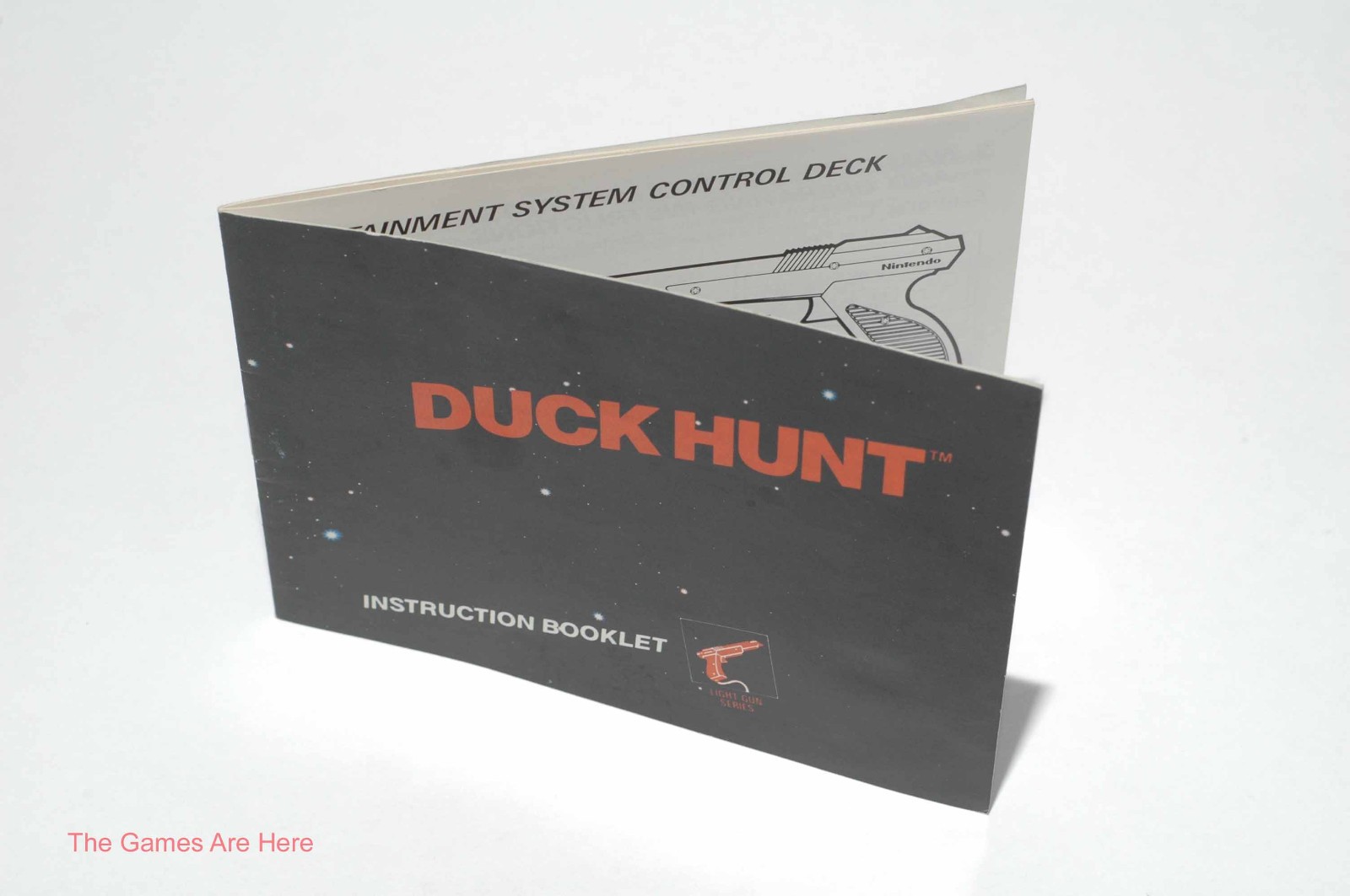 Duck Hunt 5 Screw – Nintendo Entertainment System, 1985