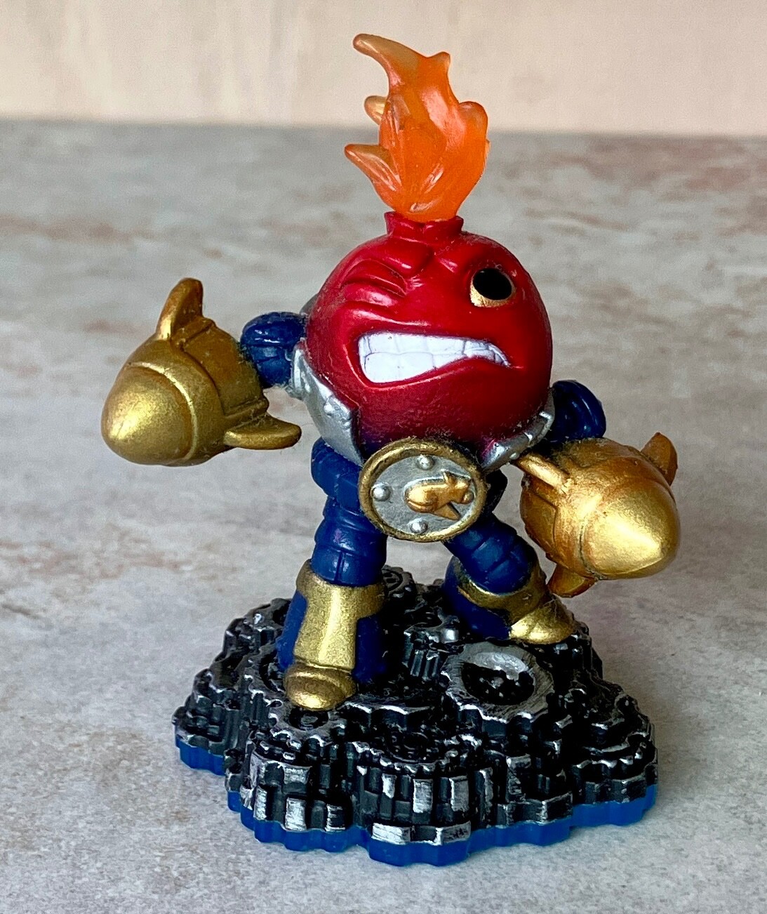 Skylanders Swap Force COUNTDOWN LIGHTCORE Figure
