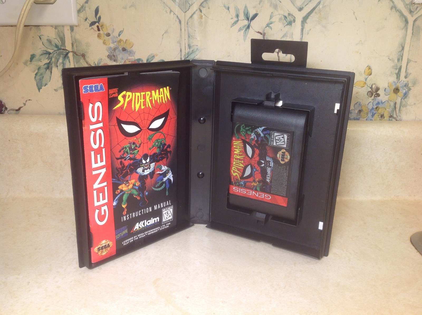 Spider-Man Sega Genesis 1994 CIB with Manual Untested EXC. / NM Cartridge