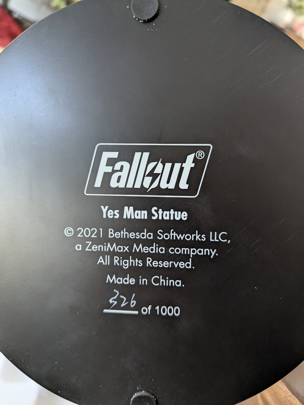Bethesda The Tops Fallout New Vegas Yes Man Statue – #326 / 1000 – With Box
