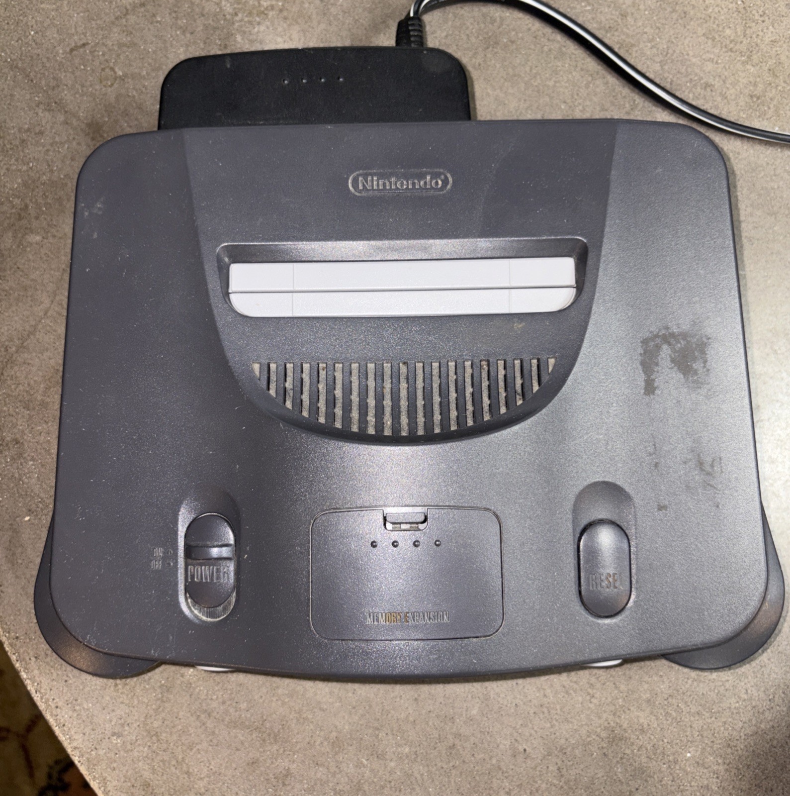 Nintendo 64 N64 With Four Controllers And Cords