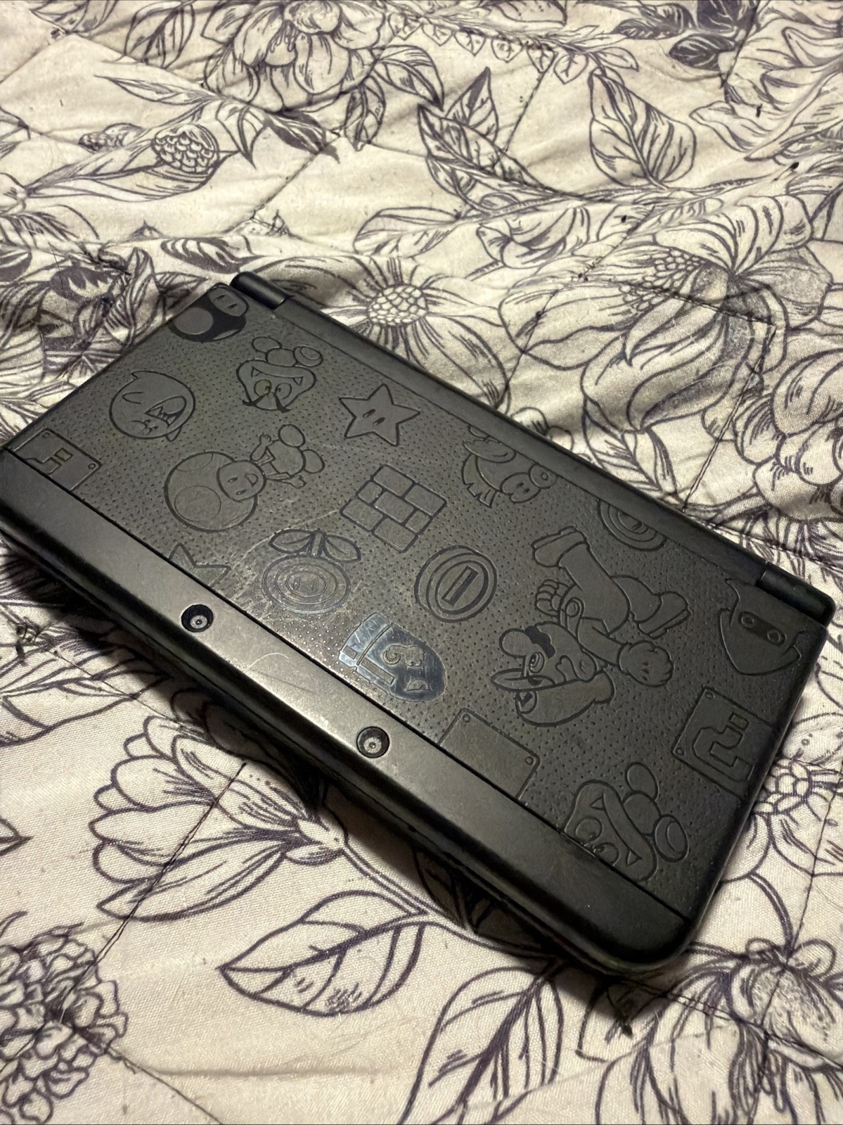 Nintendo 3DS Original Super Mario Edition 4GB Handheld System – Black