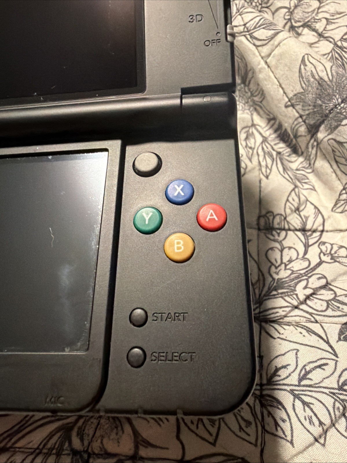 Nintendo 3DS Original Super Mario Edition 4GB Handheld System – Black