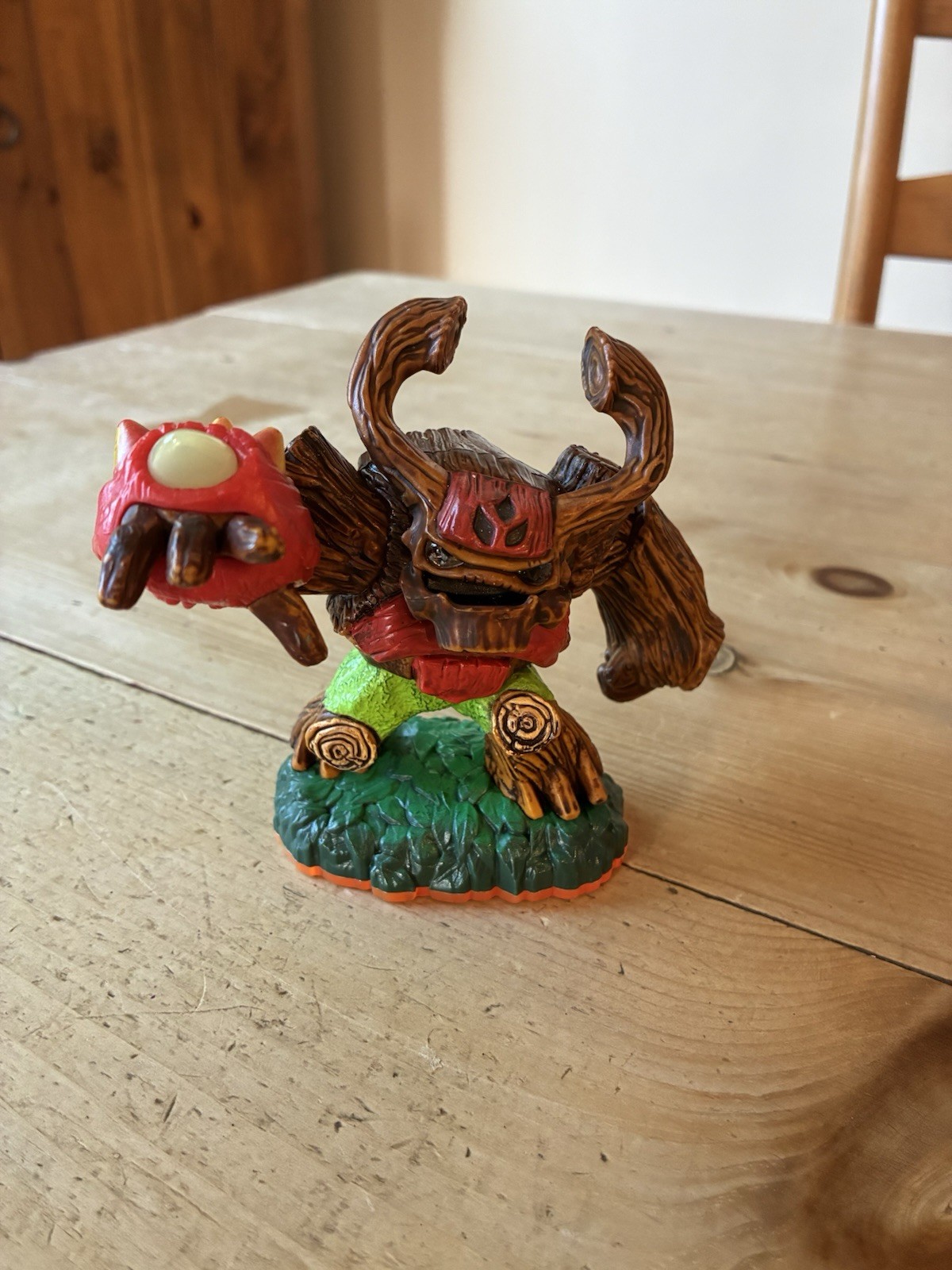 Skylanders Figure Lot – 10 Items: Tree Rex, Ninjini, Hot Dog, Traps & More!