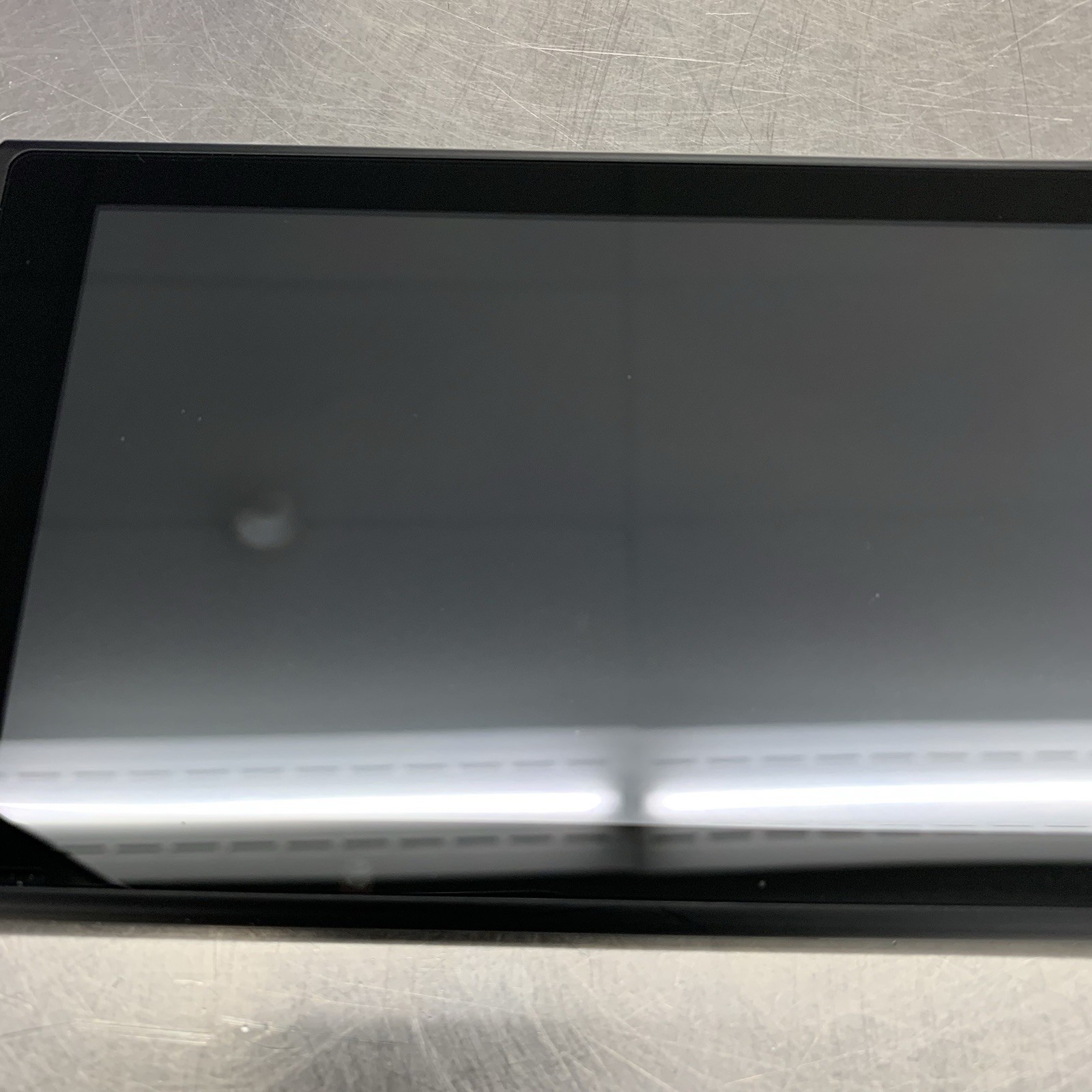 Nintendo Switch Pokémon Let’s Go Pikachu Edition in Box 32GB Console