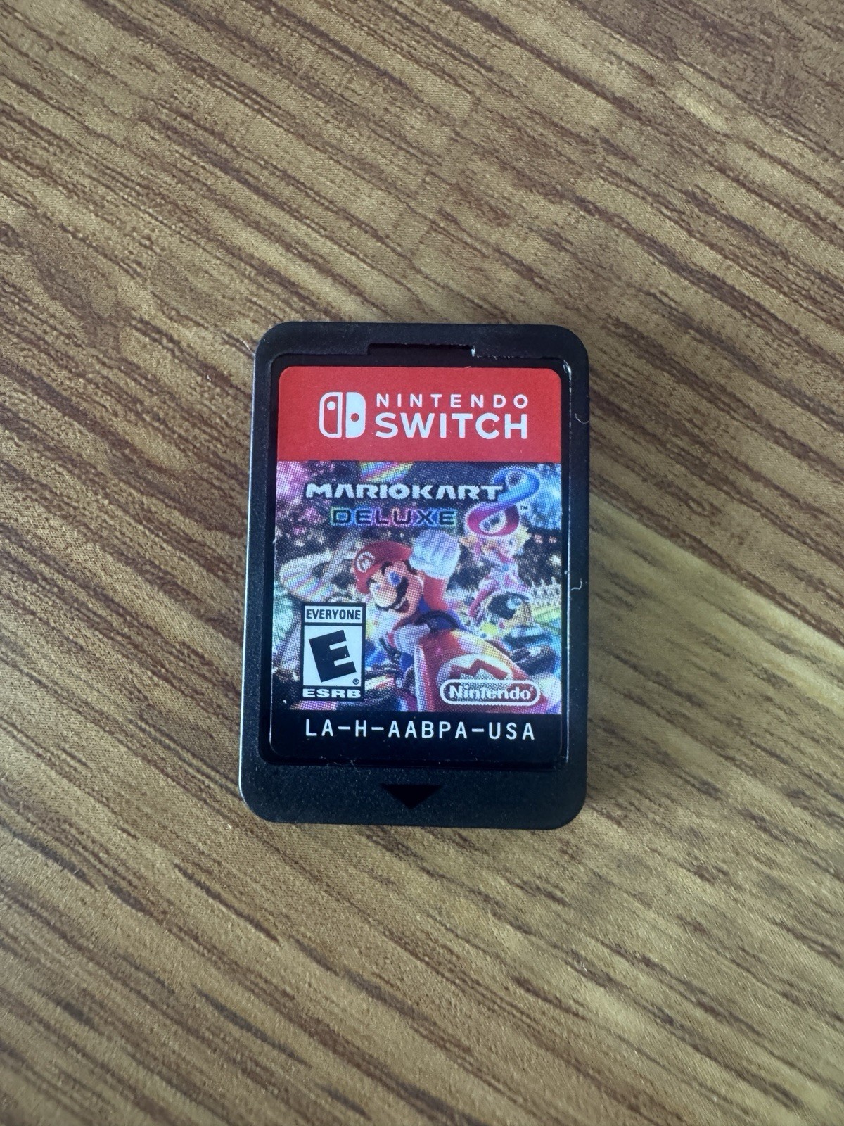 Mario Kart 8 — Deluxe Edition (Nintendo Switch, 2017) [Physical]