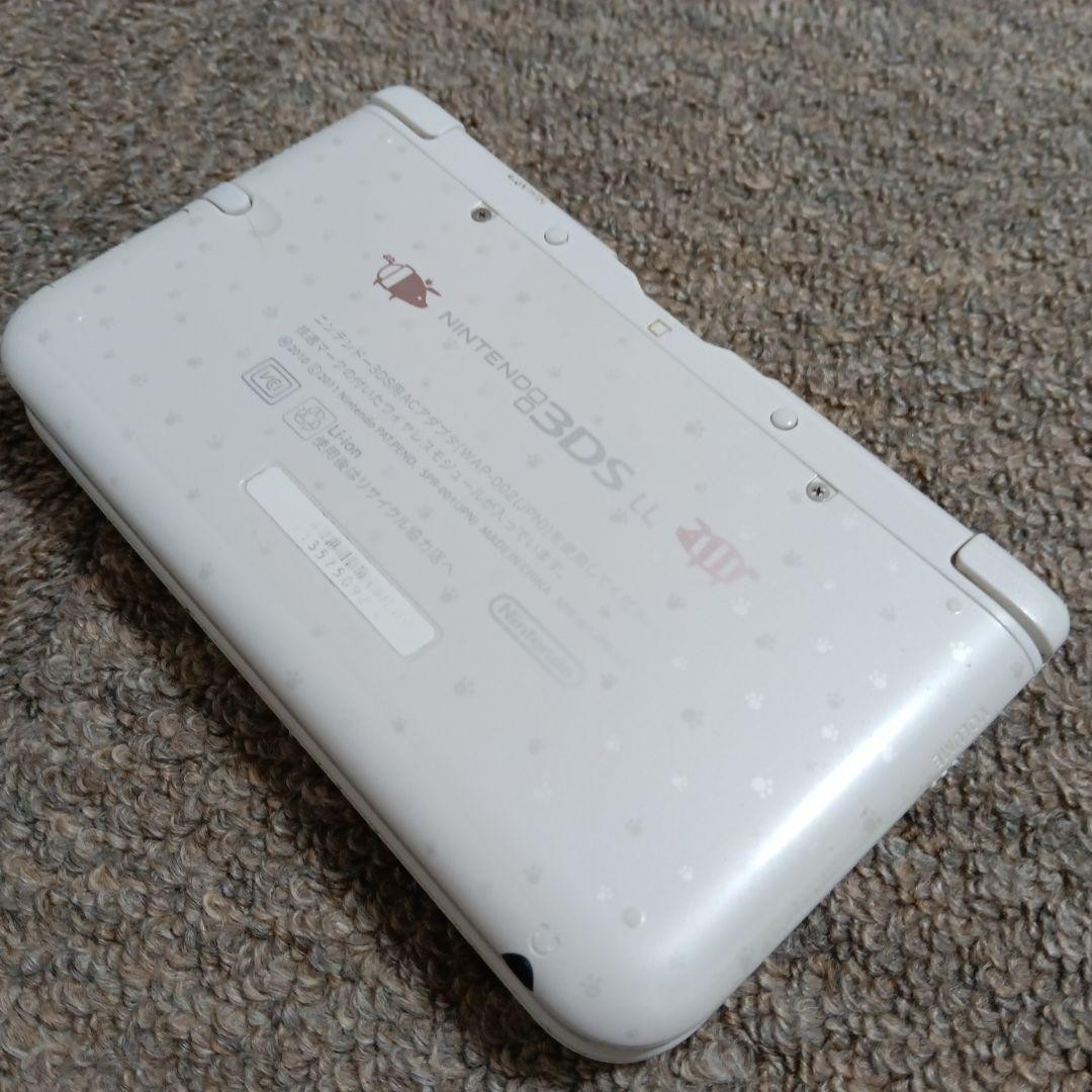Nintendo 3DSLL Monster Hunter 4 Special Pack Felyne White Console Tested Working