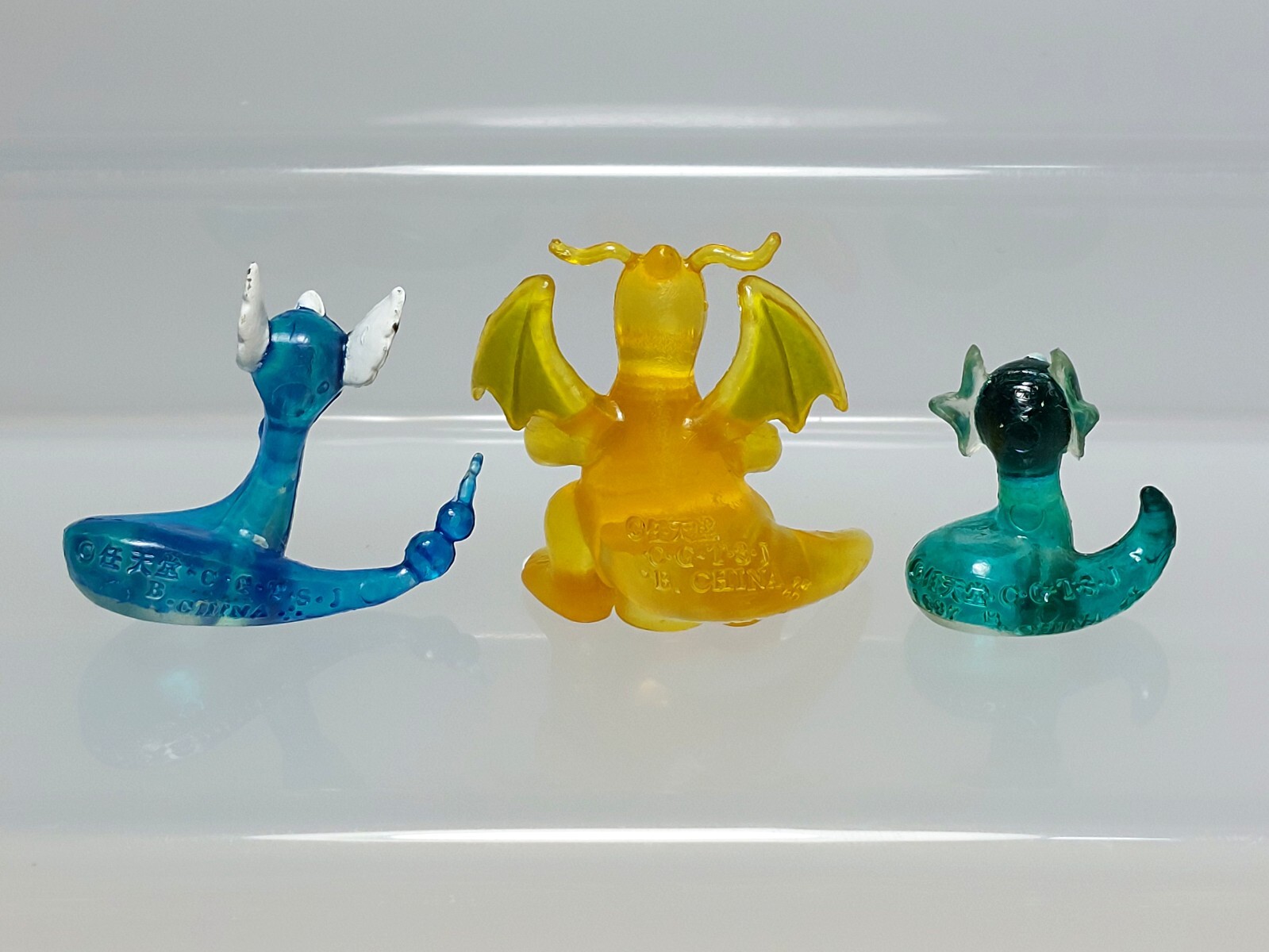 Dragonair Dragonite Dratini (Clear) Pokemon Figure Gashapon Bandai R04 0.9-1.3in