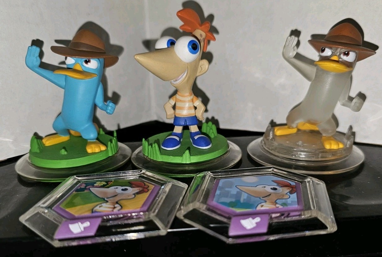 Disney Infinity 1.0 Phineas and Ferb Agent P Perry Crystal & Regular Bonus Discs