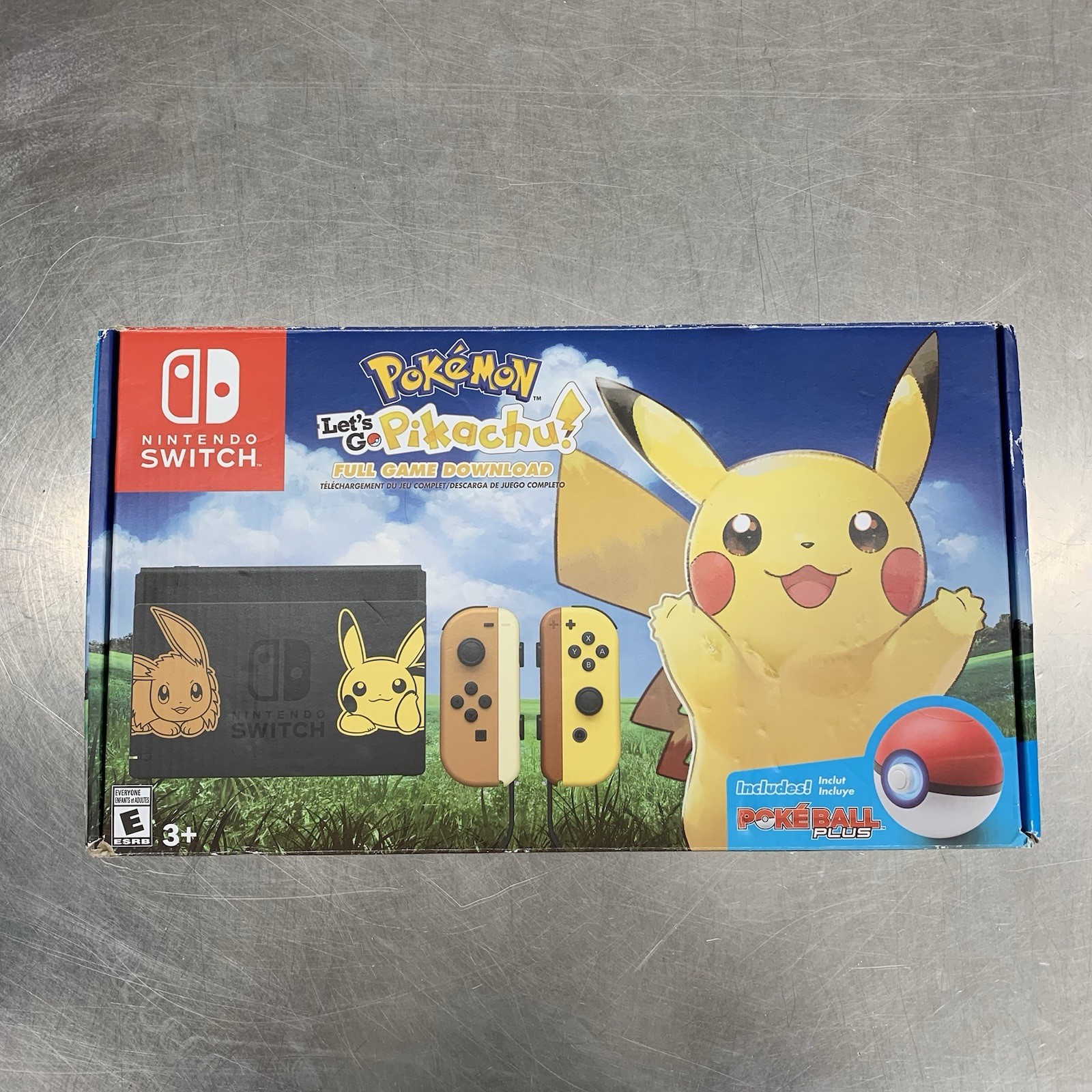 Nintendo Switch Pokémon Let’s Go Pikachu Edition in Box 32GB Console