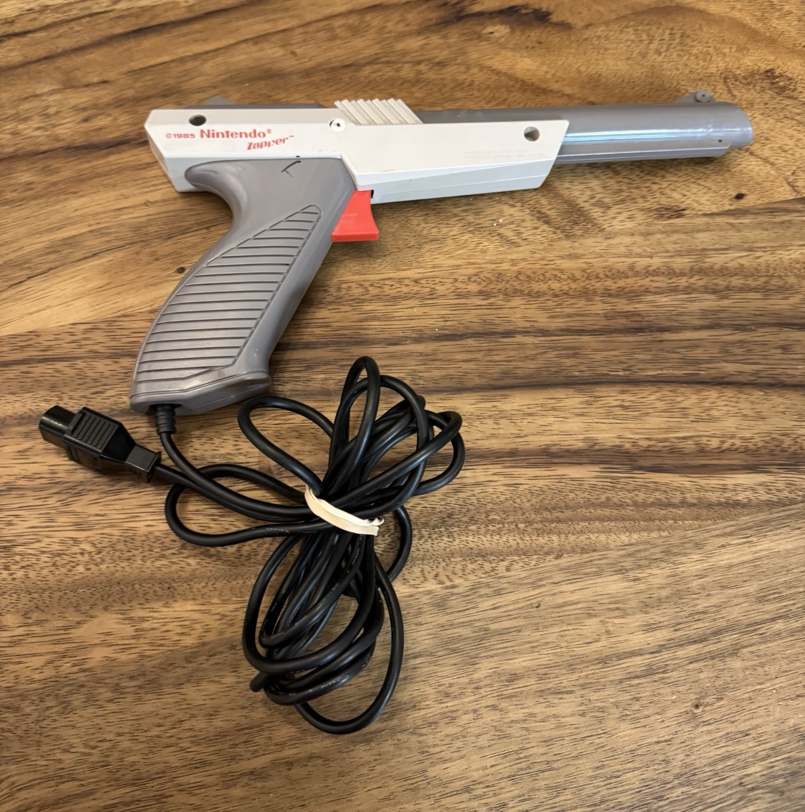 Nintendo Zapper Light Gun Controller Grey Gray OEM Official Tested NES-005