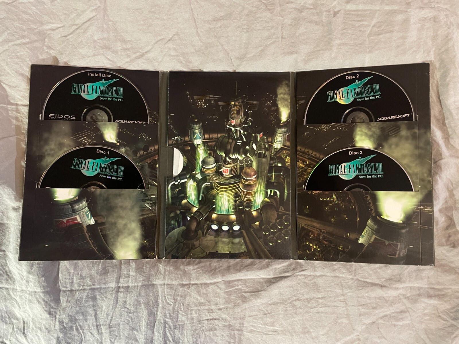 Final Fantasy VII 7 PC Trapezoid Big Box Flip Squaresoft Eidos Complete CIB