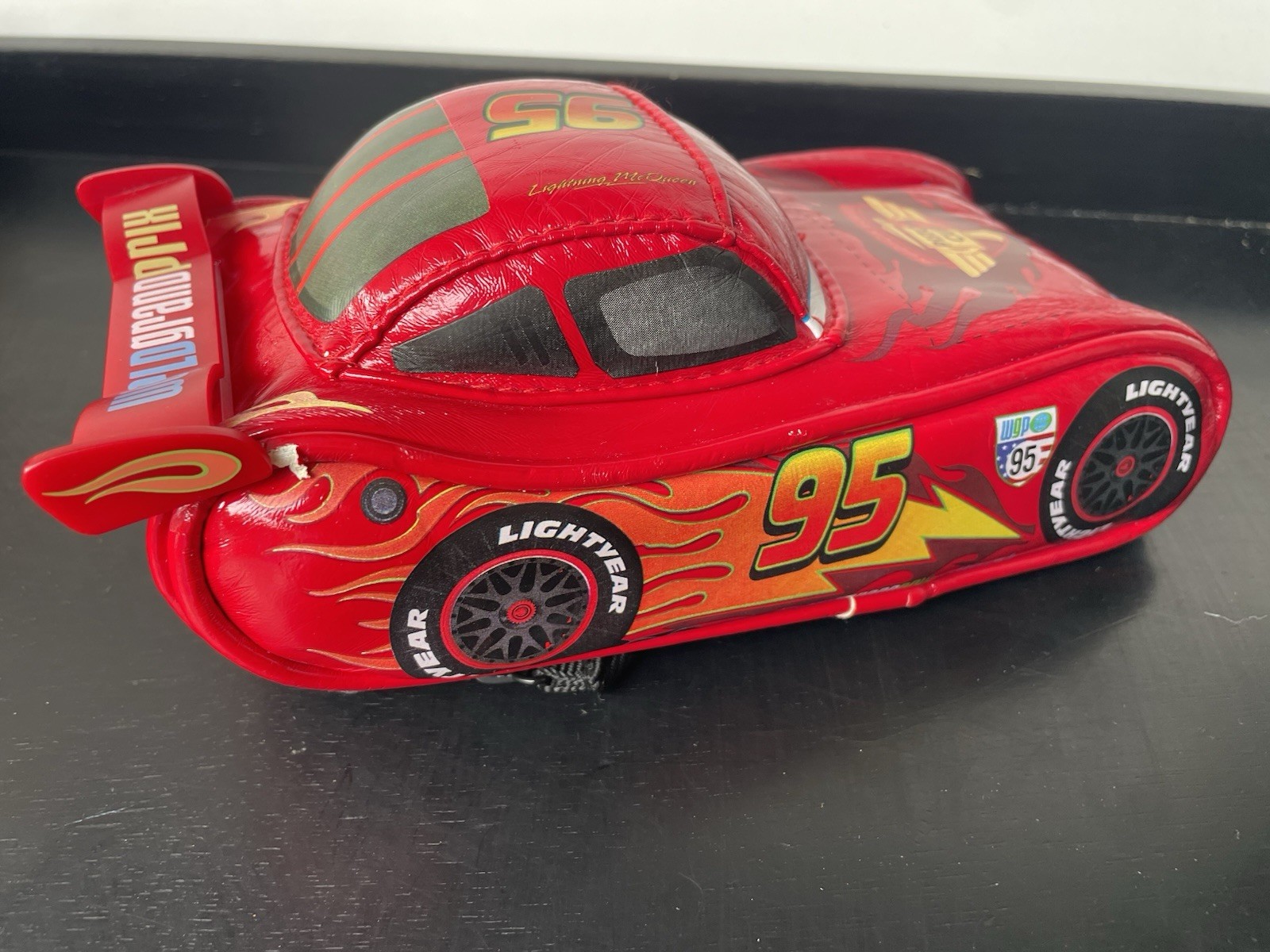 Disney Pixar Cars 2 Lightning McQueen Nintendo DS Carry Case Plush Soft