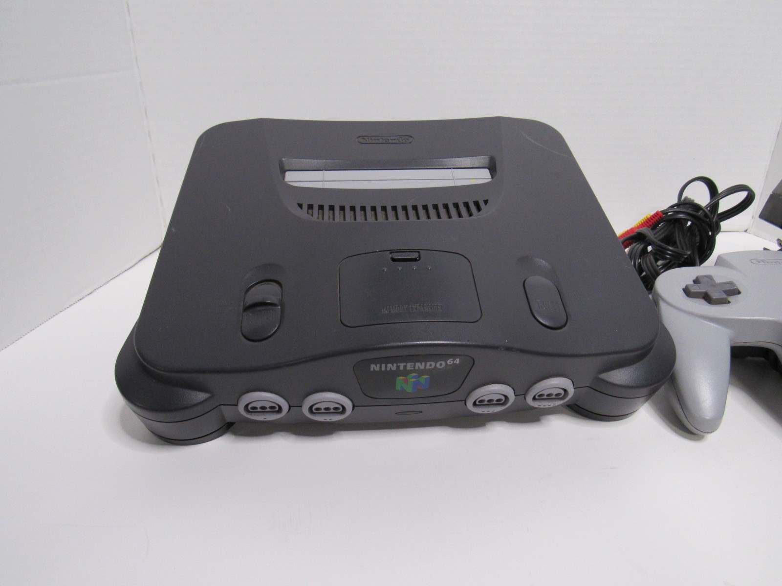 Nintendo 64 N64 Console Bundle Controller Cables Tested Working + Random Game