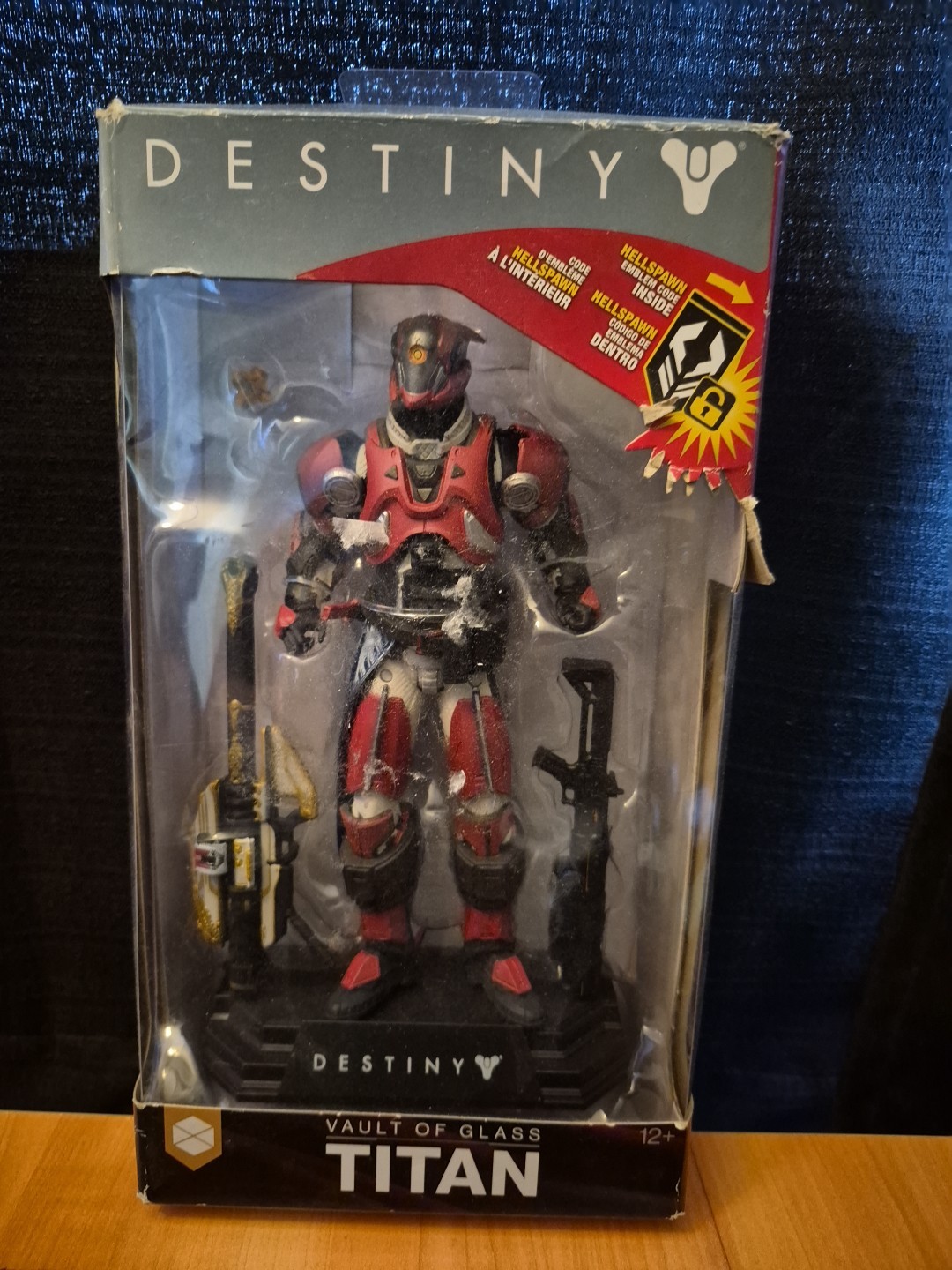 Destiny Vault of Glass Titan 7″ McFarlane Action Figure – No Emblem