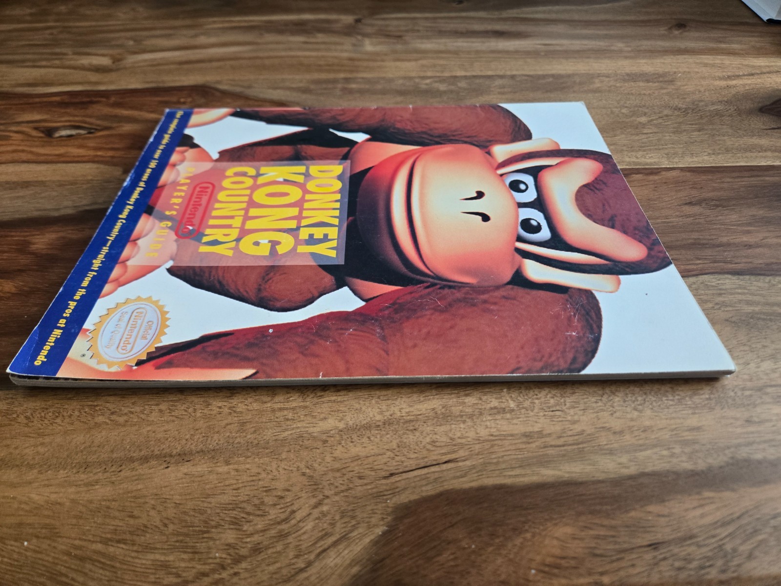 Donkey Kong Country Nintendo Player’s Guide SNES Official Nintendo 1994