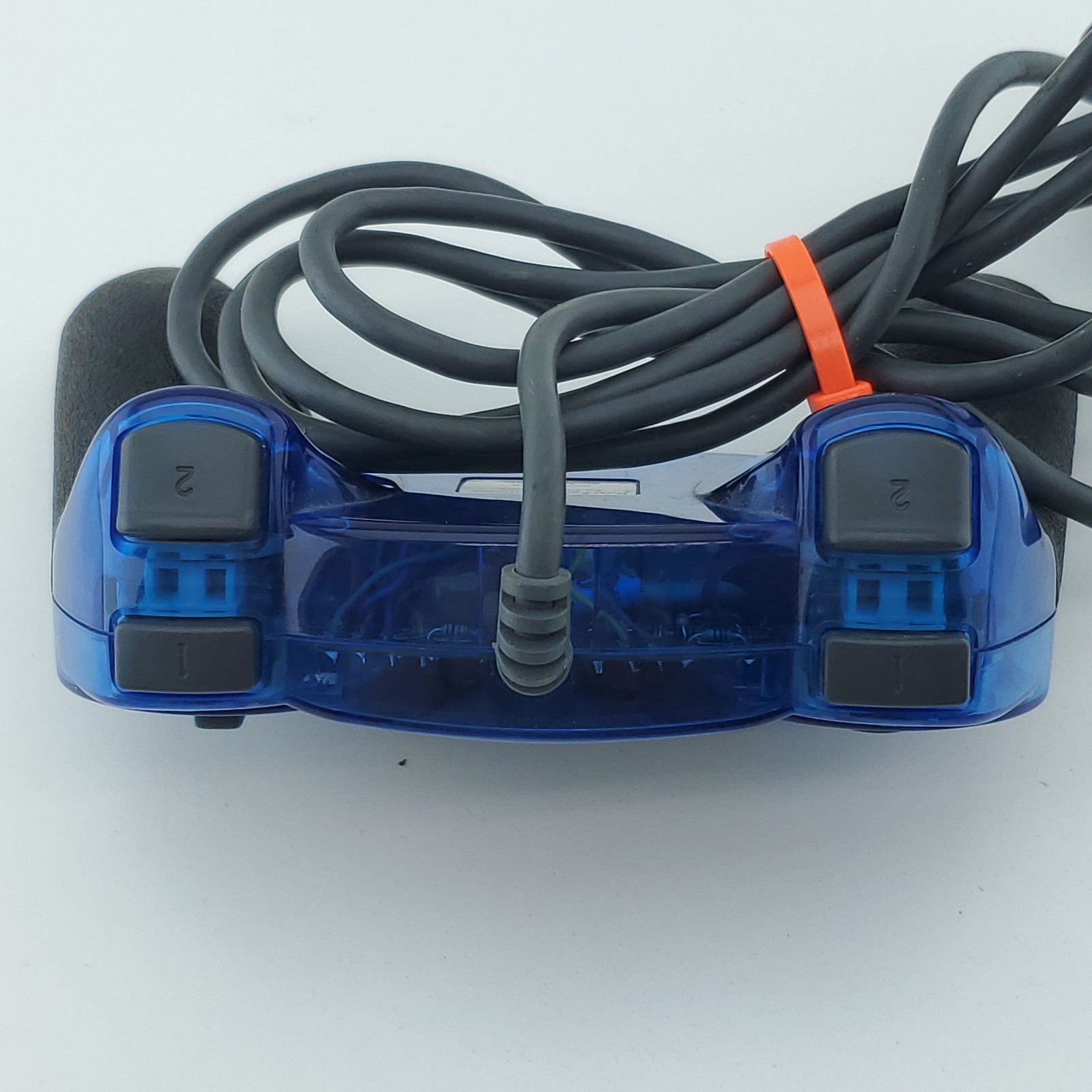 Mad Catz 8026 Dual Force Wired Controller For PS1 & PS2