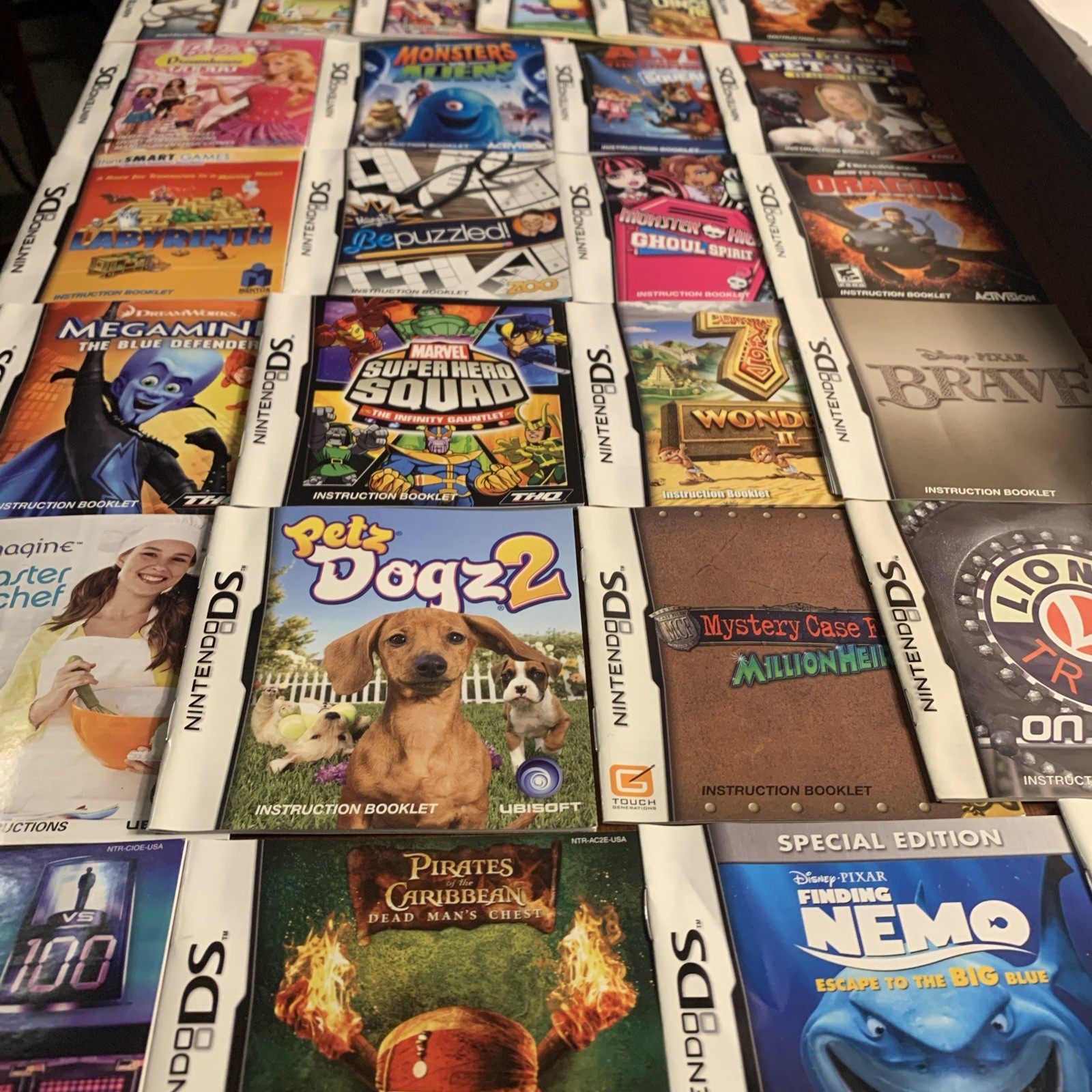 Bulk Lot of 26 / Nintendo DS / Manuals ONLY / ***No Games / Instruction Booklets