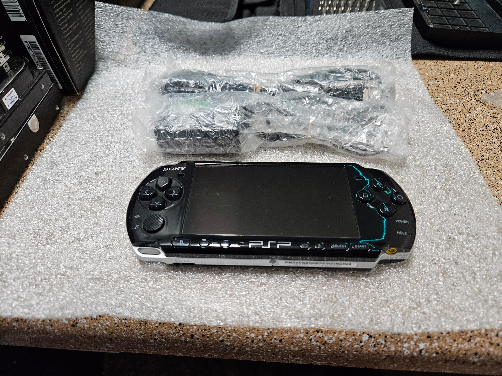 Sony PSP-3000 – Piano Black – Japanese Unit (See Description)