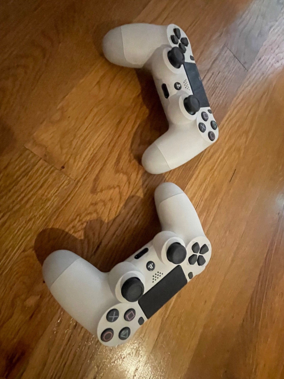 PS4 Bundle-Console, 4 Controllers, extra storage And 9 Games